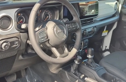 Jeep Wrangler Willys 4 Door 4x4 2026