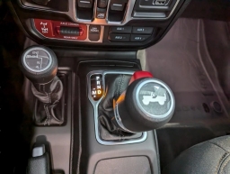 Jeep Wrangler Willys 4 Door 4x4 2026