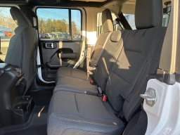 Jeep Wrangler Willys 4 Door 4x4 2026