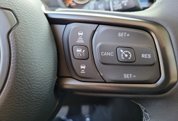 Jeep Wrangler Willys 4 Door 4x4 2026
