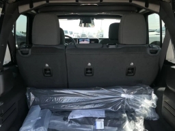 Jeep Wrangler Willys 4 Door 4x4 2026