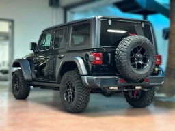 Jeep Wrangler Willys 4 Door 4x4 2025