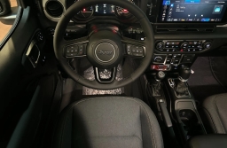 Jeep Wrangler Willys 4 Door 4x4 2025
