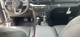 Jeep Wrangler Sahara 4 Door 4x4 2025