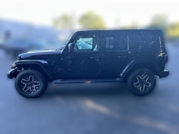 Jeep Wrangler Sahara 4 Door 4x4 2025