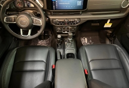 Jeep Wrangler Sahara 4 Door 4x4 2025