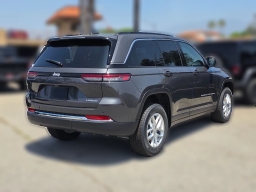Jeep Grand Cherokee Laredo X 4x2 2026