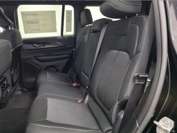 Jeep Grand Cherokee Laredo X 4x2 2026