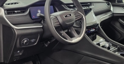 Jeep Grand Cherokee Laredo X 4x2 2026