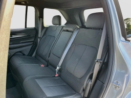 Jeep Grand Cherokee Laredo X 4x2 2026