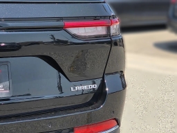 Jeep Grand Cherokee Laredo X 4x2 2026