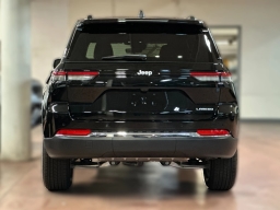 Jeep Grand Cherokee Laredo X 4x2 2026