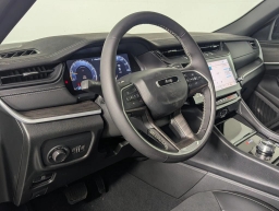 Jeep Grand Cherokee Laredo Altitude 4x2 2026
