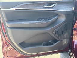 Jeep Grand Cherokee Laredo Altitude 4x2 2026