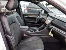 Jeep Grand Cherokee Laredo Altitude 4x2 2026