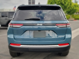 Jeep Grand Cherokee Limited 4x2 2026