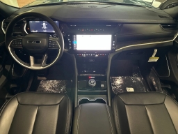 Jeep Grand Cherokee Limited 4x2 2026