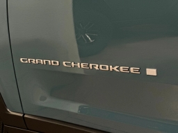 Jeep Grand Cherokee Limited 4x2 2026