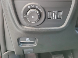 Jeep Grand Cherokee Limited 4x2 2026