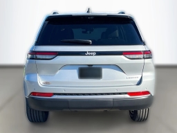 Jeep Grand Cherokee Limited 4x2 2026