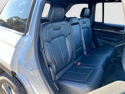 Jeep Grand Cherokee Limited 4x2 2026