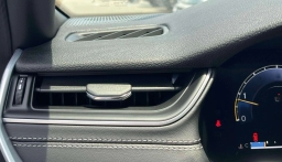 Jeep Grand Cherokee Laredo 4x4 2026
