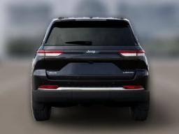 Jeep Grand Cherokee Laredo X 4x4 2026