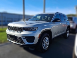 Jeep Grand Cherokee Laredo X 4x4 2025