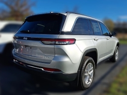 Jeep Grand Cherokee Laredo X 4x4 2025