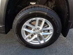 Jeep Grand Cherokee Laredo X 4x4 2025
