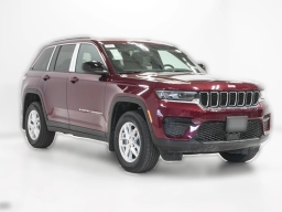 Jeep Grand Cherokee Laredo X 4x4 2026