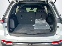 Jeep Grand Cherokee Laredo 4x4 2026