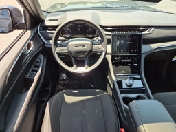 Jeep Grand Cherokee Laredo X 4x4 2026