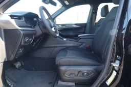 Jeep Grand Cherokee Laredo X 4x4 2026