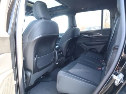 Jeep Grand Cherokee Laredo X 4x4 2026