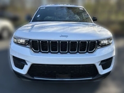 Jeep Grand Cherokee Laredo X 4x4 2026