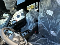 Jeep Grand Cherokee Laredo X 4x4 2026