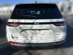 Jeep Grand Cherokee Laredo X 4x4 2026