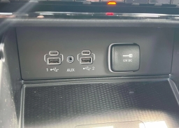 Jeep Grand Cherokee Laredo 4x4 2026