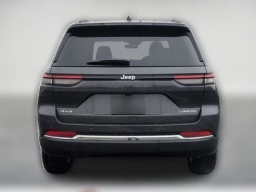 Jeep Grand Cherokee Laredo X 4x4 2026
