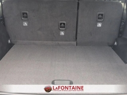Jeep Grand Cherokee Laredo X 4x4 2026