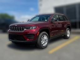 Jeep Grand Cherokee Laredo X 4x4 2026