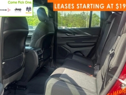Jeep Grand Cherokee Laredo X 4x4 2026