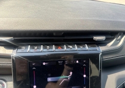 Jeep Grand Cherokee Laredo X 4x4 2026