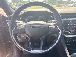 Jeep Grand Cherokee Laredo X 4x4 2026