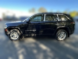 Jeep Grand Cherokee Laredo X 4x4 2026