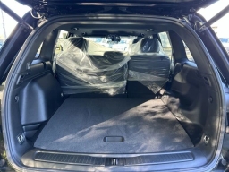 Jeep Grand Cherokee Laredo X 4x4 2026