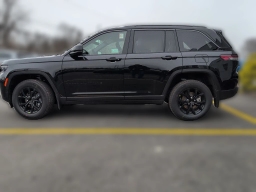 Jeep Grand Cherokee Laredo Altitude 4x4 2026