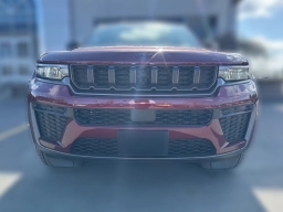 Jeep Grand Cherokee Laredo Altitude 4x4 2026