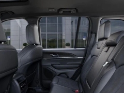 Jeep Grand Cherokee Laredo Altitude 4x4 2026